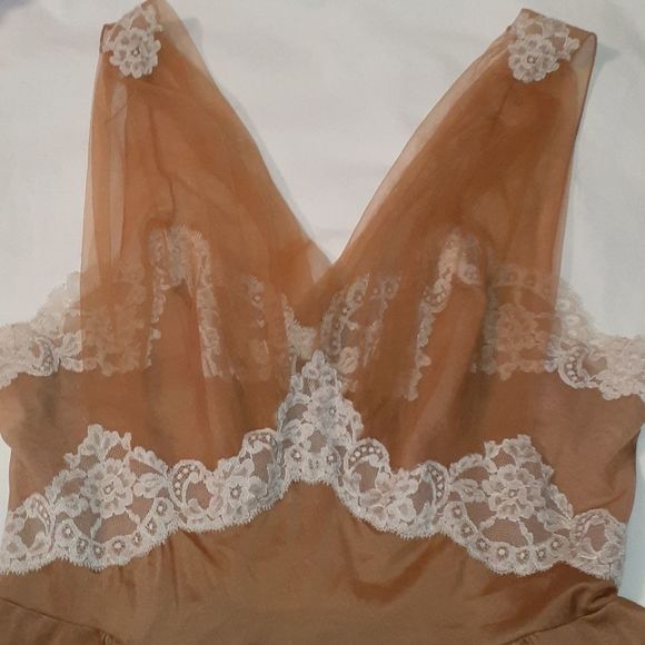 Stunning Vintage Long Lingerie Dressing Gown‎ Lace - Picture 6 of 9